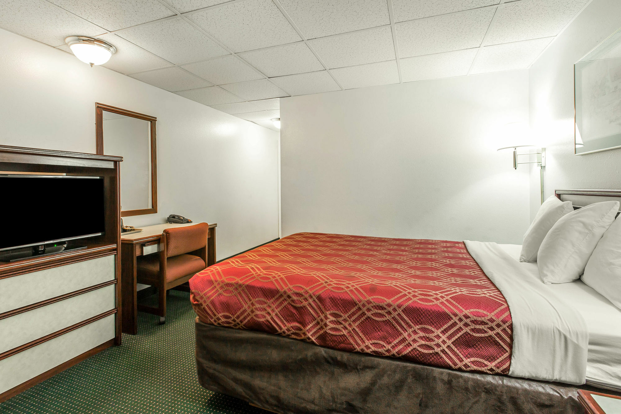 Econo Lodge Нюпорт Екстериор снимка